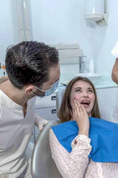 Best Cosmetic Emergency Dentistry in Red Rock, AZ